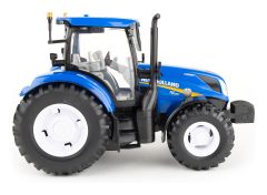 Radio Controlled New Holland T6 Tractor